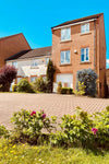 4 bed semi-detached house for sale